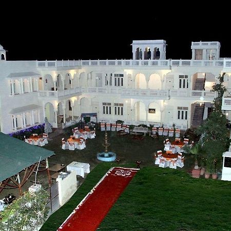 Jaipur Darbar 호텔 외부 사진